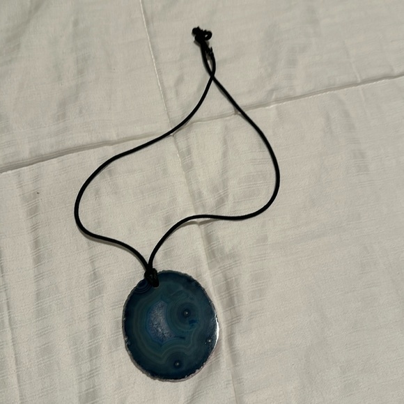 Geode‎ Necklace - Picture 1 of 1